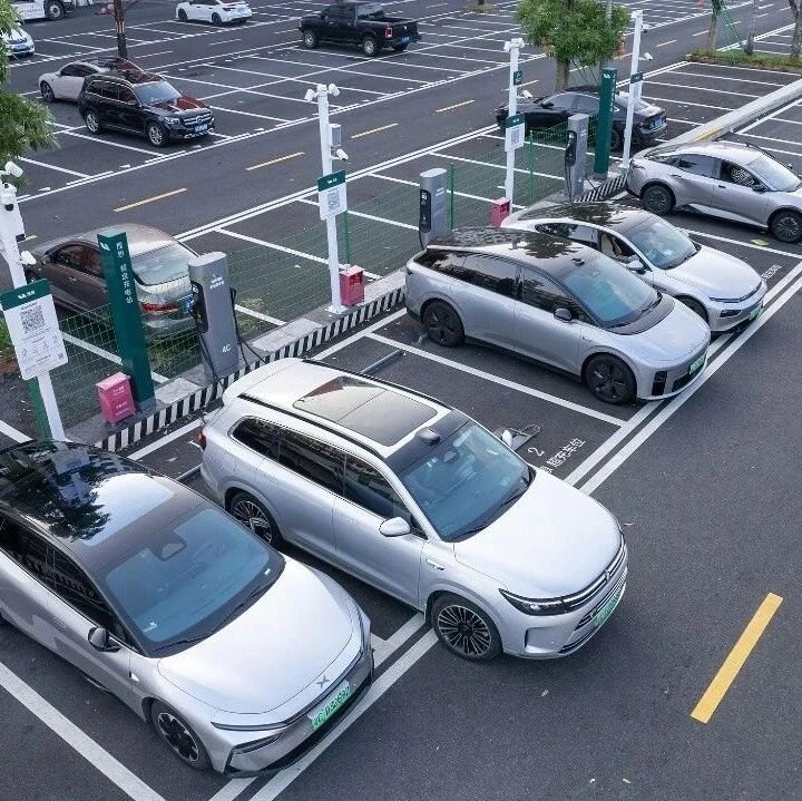 新能源车险亏损56亿背后：定价失准，数据难通